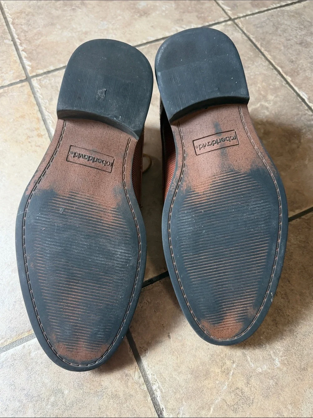 Men's Brown Perforated Leather Derby Shoes - Classic Lace-Up